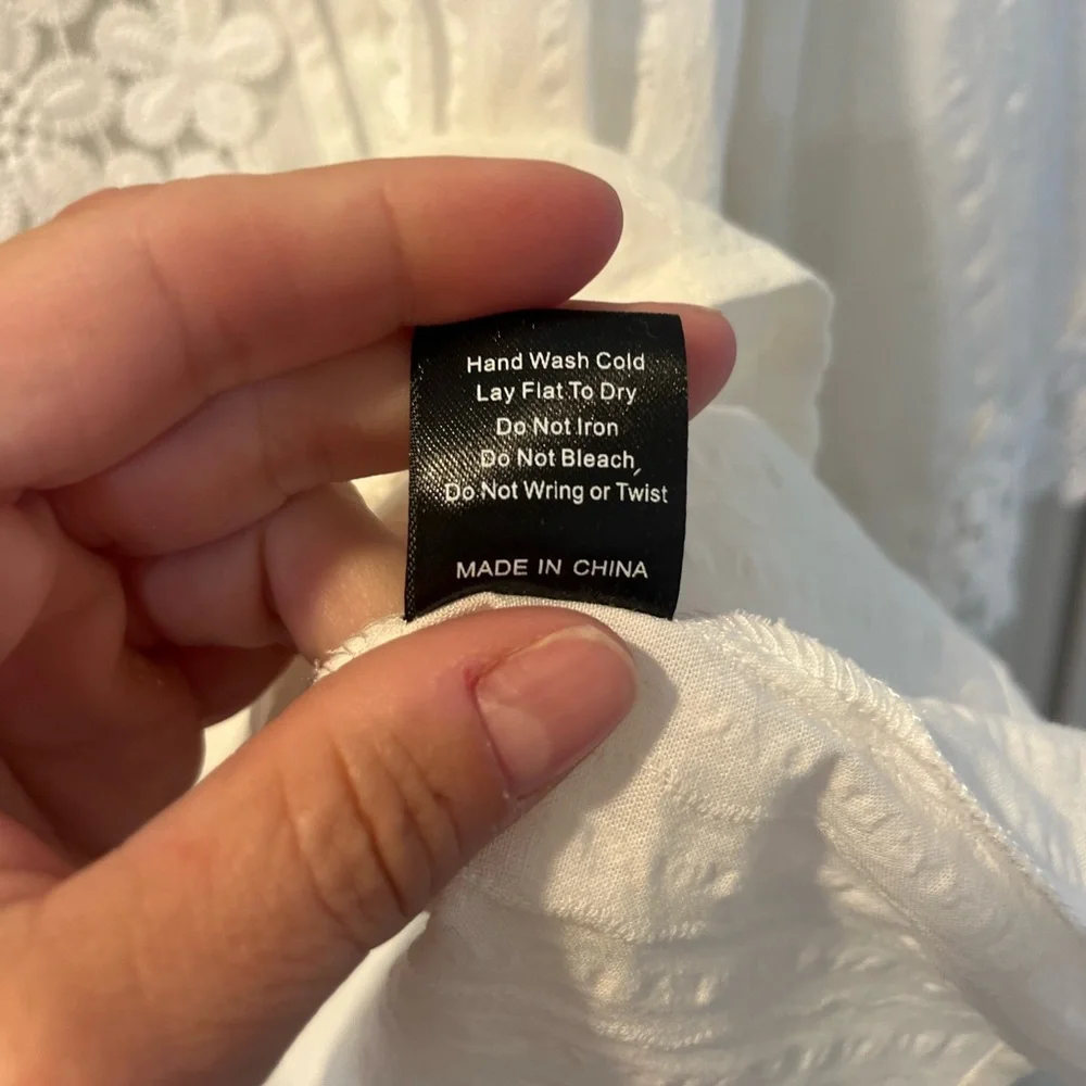 Vici White Floral Embroidered Blouse - Picture 6 of 11